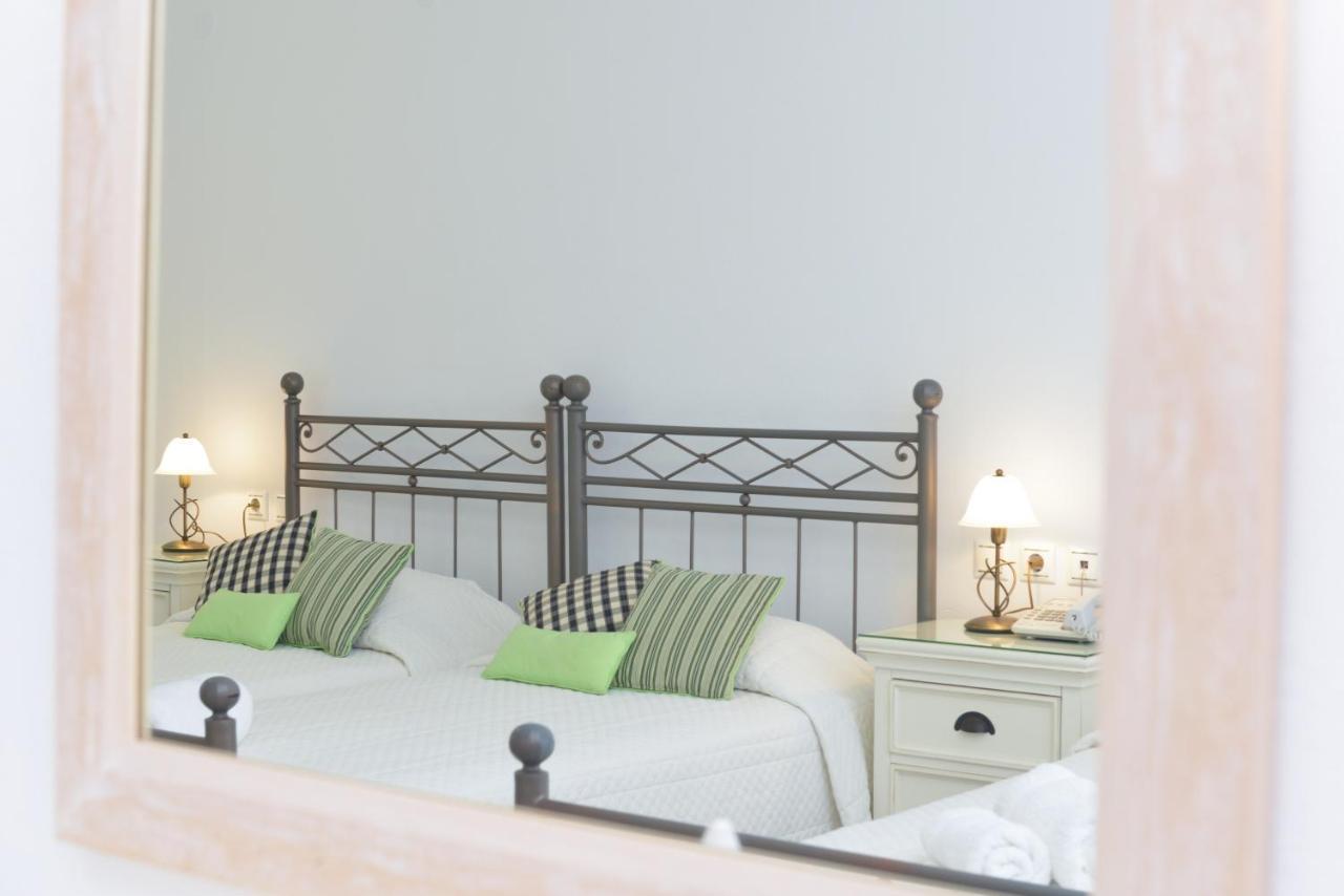 Hotel Efrosini Platis Gialos  Екстер'єр фото