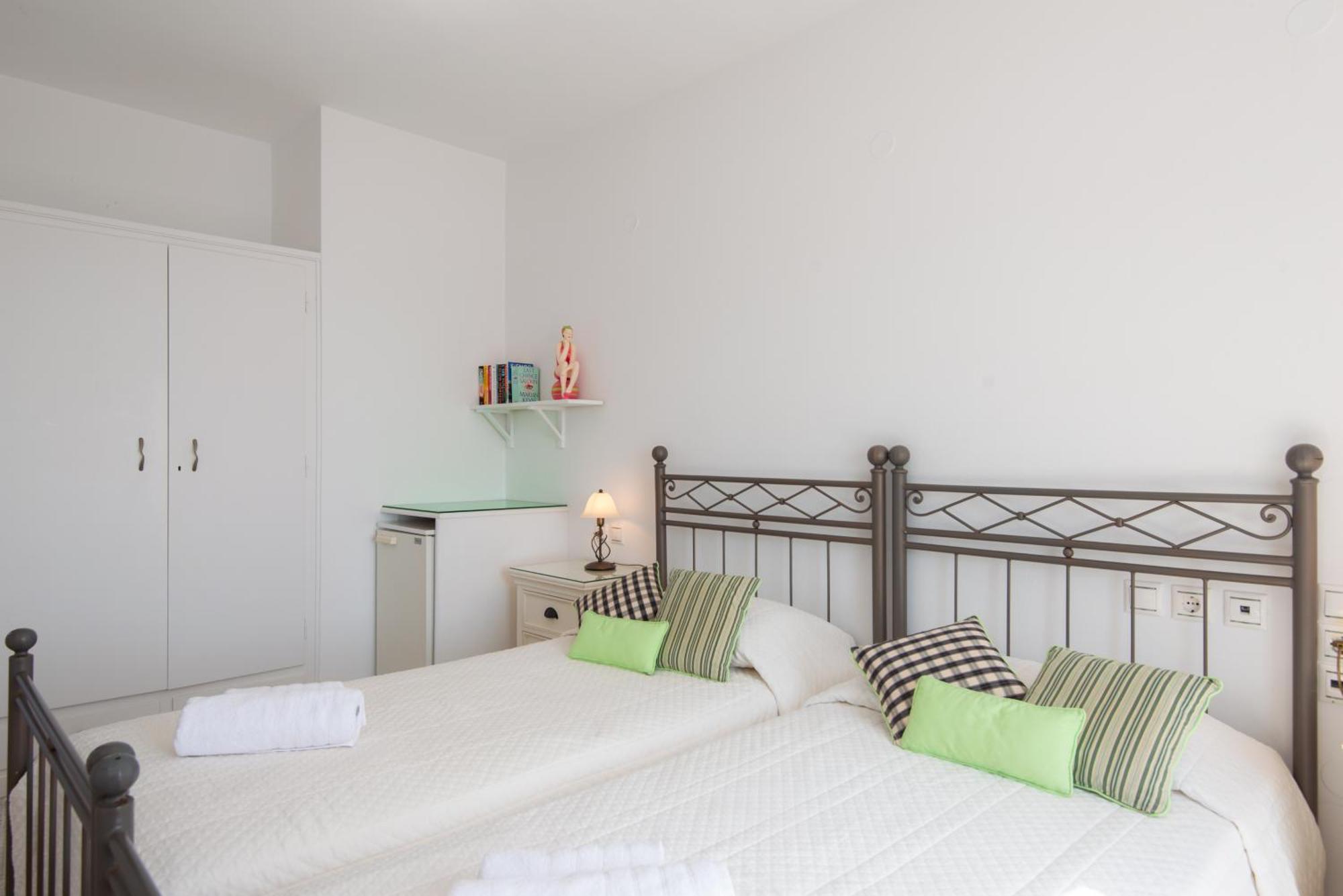 Hotel Efrosini Platis Gialos  Екстер'єр фото